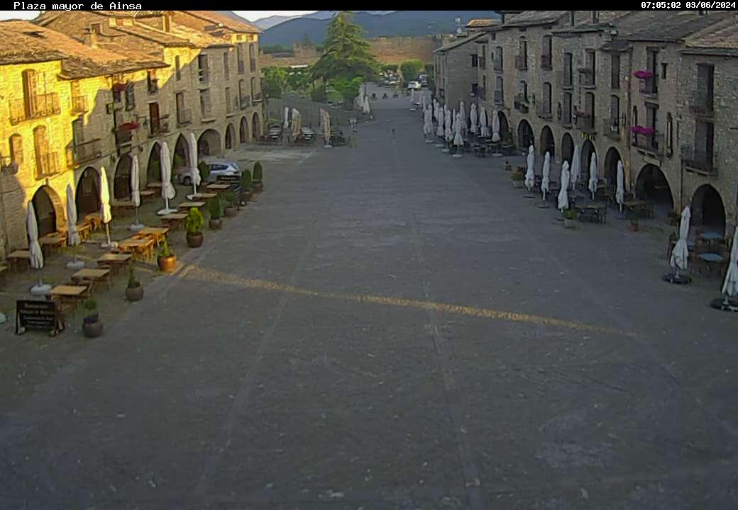 Plaza de Aínsa